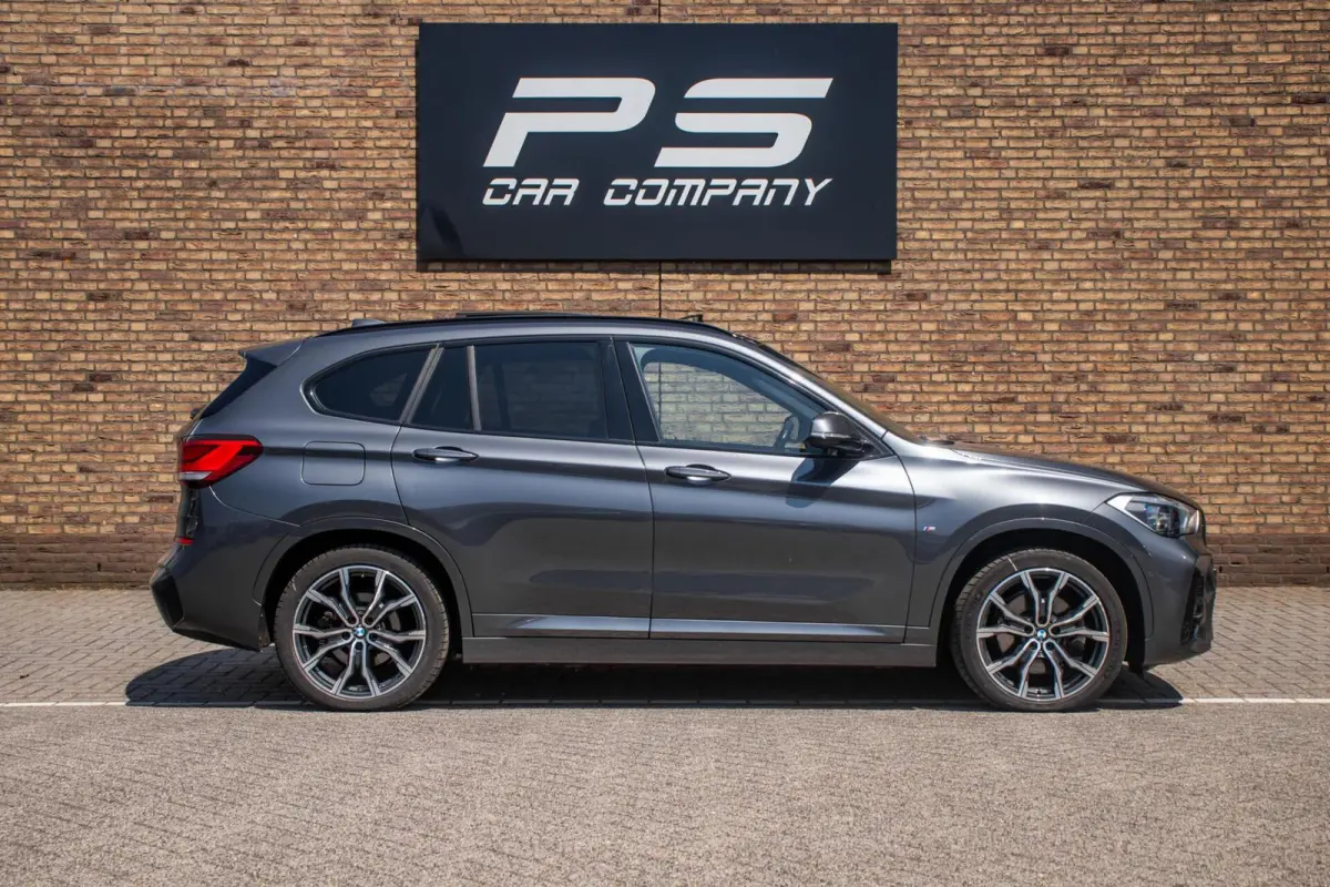 xDrive25e M-Sport, Pano, Leder, ACC, Carplay, H&K