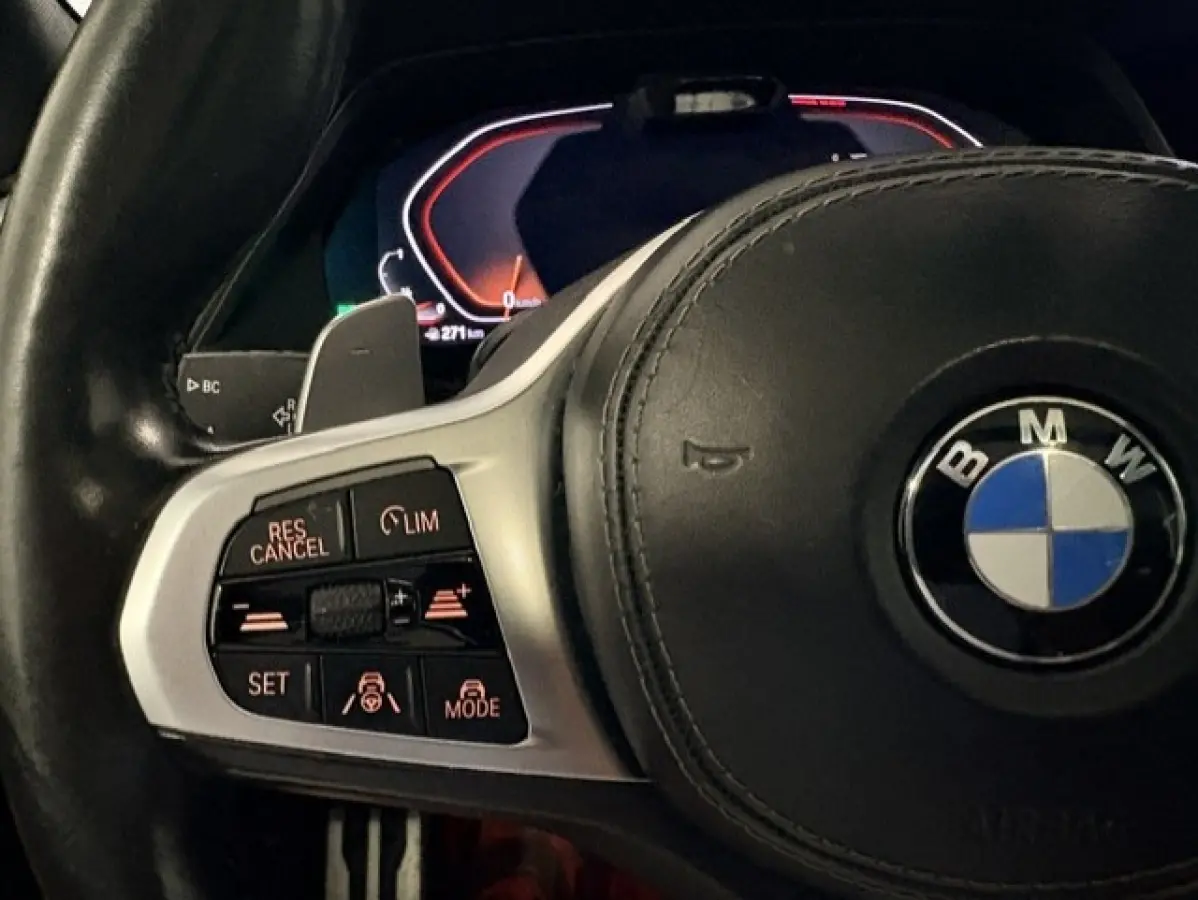 xDrive40i M-SPORT ** LED, NAVI+, LEDER, PANO, TREKH, MEMORY, HuD, 21-inch LMV ** UNFALLFREI - VOL. BMW ONDERH. ** ** INFORMEER OOK NAAR ONZE AANTREKKELIJKE FINANCIAL-LEASE TARIEVEN **