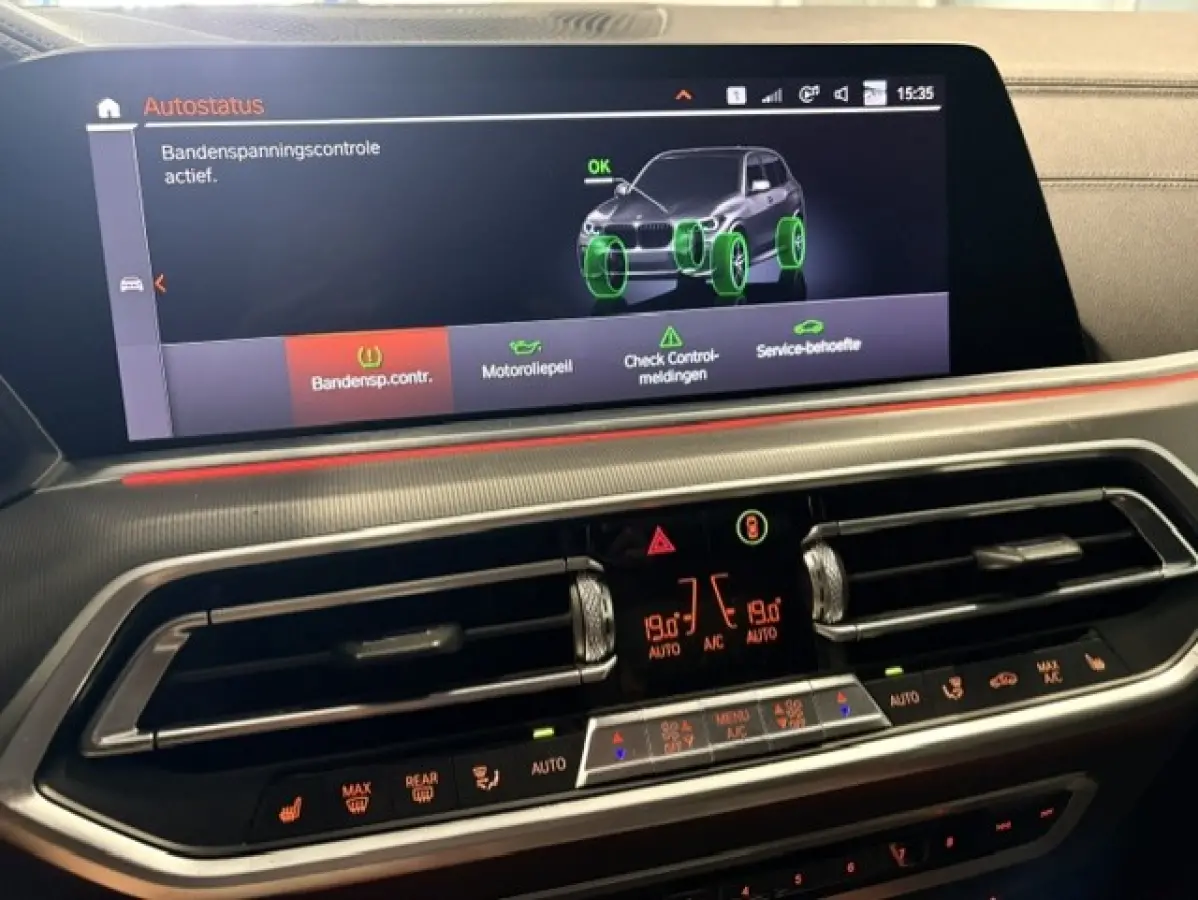 xDrive40i M-SPORT ** LED, NAVI+, LEDER, PANO, TREKH, MEMORY, HuD, 21-inch LMV ** UNFALLFREI - VOL. BMW ONDERH. ** ** INFORMEER OOK NAAR ONZE AANTREKKELIJKE FINANCIAL-LEASE TARIEVEN **