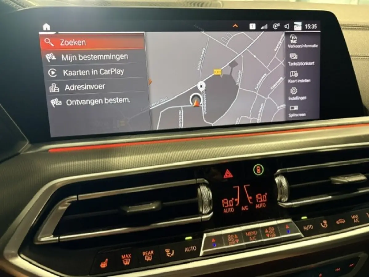 xDrive40i M-SPORT ** LED, NAVI+, LEDER, PANO, TREKH, MEMORY, HuD, 21-inch LMV ** UNFALLFREI - VOL. BMW ONDERH. ** ** INFORMEER OOK NAAR ONZE AANTREKKELIJKE FINANCIAL-LEASE TARIEVEN **