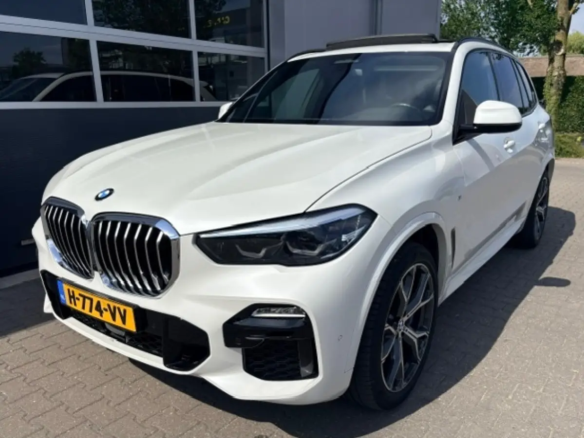 xDrive40i M-SPORT ** LED, NAVI+, LEDER, PANO, TREKH, MEMORY, HuD, 21-inch LMV ** UNFALLFREI - VOL. BMW ONDERH. ** ** INFORMEER OOK NAAR ONZE AANTREKKELIJKE FINANCIAL-LEASE TARIEVEN **