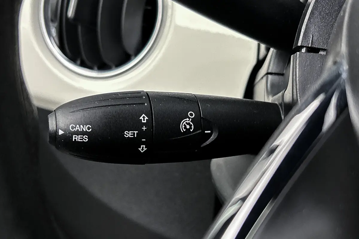 1.0 Hybrid Cult | Airco | Elektrische ramen | Multifunctioneel stuur