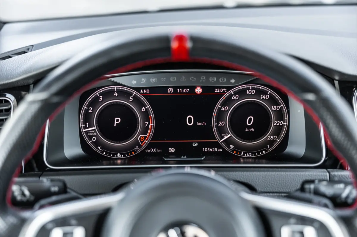 2.0 TSI 290 PK GTI TCR | Panorama | ACC | Camera | CarPlay | Navigatie | Stoelverwarming | Virtual Cockpit | Keyless Go | Nieuwe APK