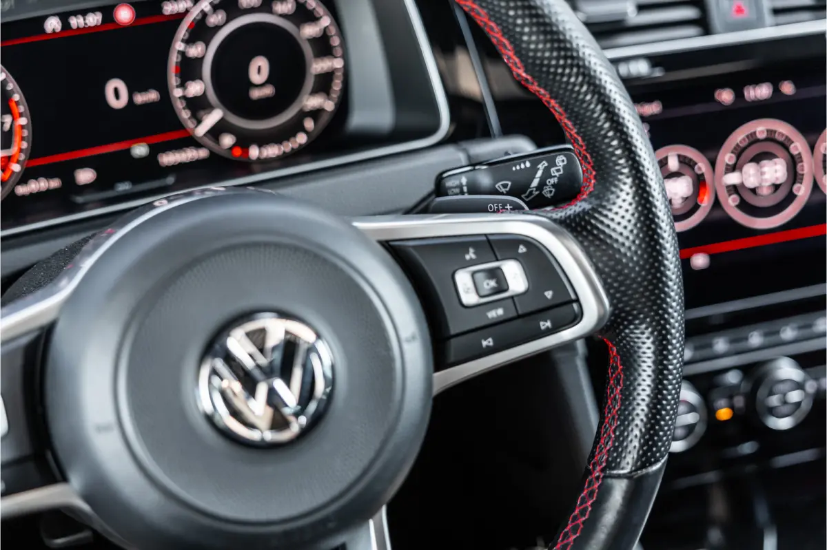 2.0 TSI 290 PK GTI TCR | Panorama | ACC | Camera | CarPlay | Navigatie | Stoelverwarming | Virtual Cockpit | Keyless Go | Nieuwe APK