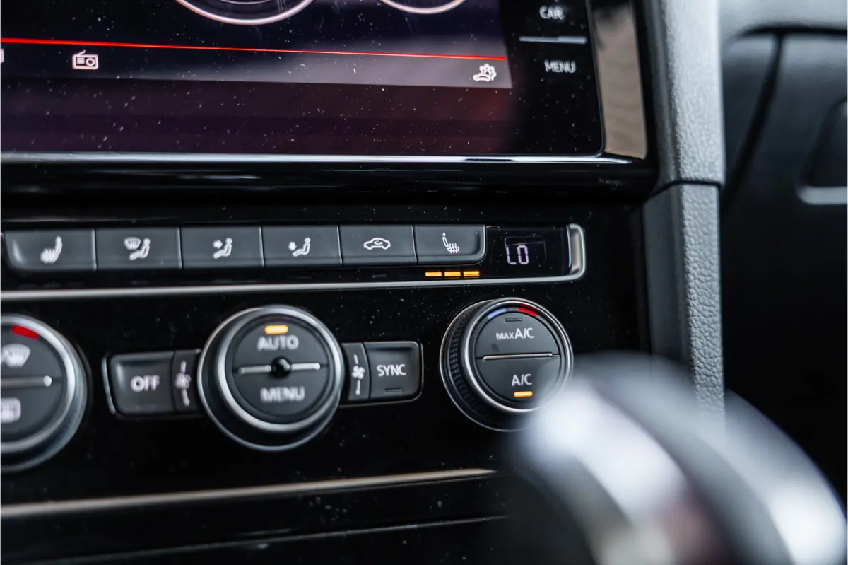 2.0 TSI 290 PK GTI TCR | Panorama | ACC | Camera | CarPlay | Navigatie | Stoelverwarming | Virtual Cockpit | Keyless Go | Nieuwe APK