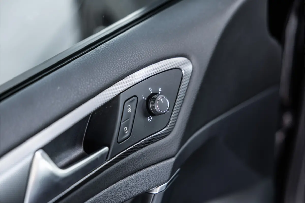 2.0 TSI 290 PK GTI TCR | Panorama | ACC | Camera | CarPlay | Navigatie | Stoelverwarming | Virtual Cockpit | Keyless Go | Nieuwe APK