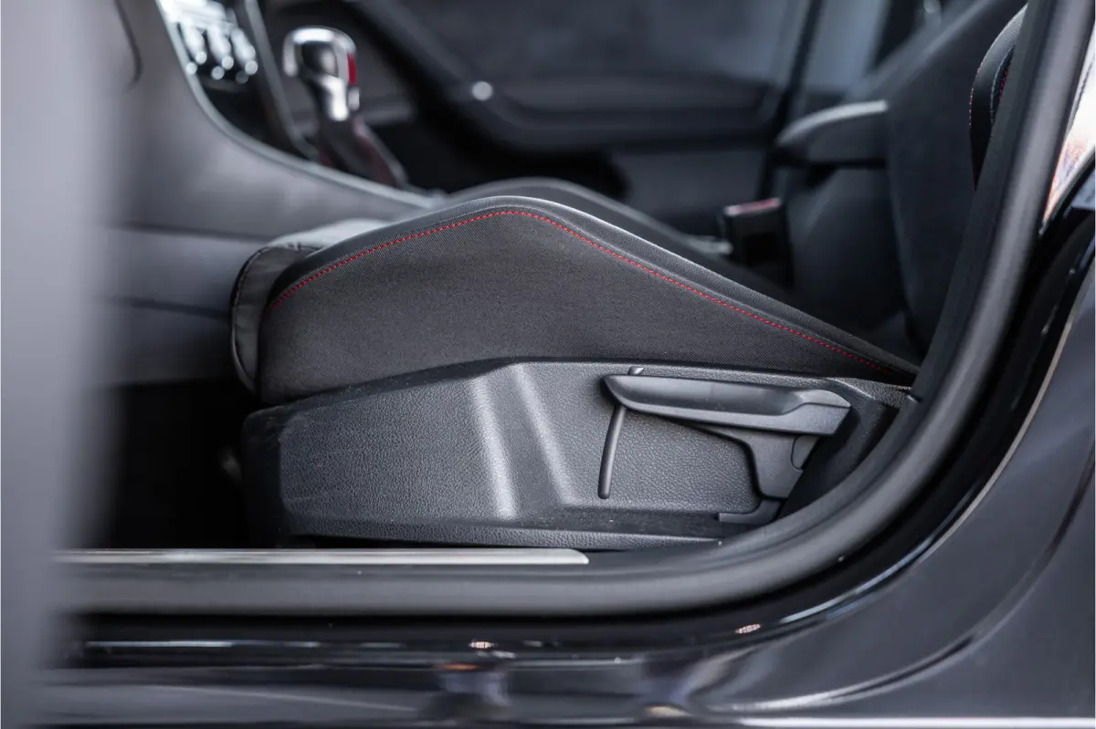 2.0 TSI 290 PK GTI TCR | Panorama | ACC | Camera | CarPlay | Navigatie | Stoelverwarming | Virtual Cockpit | Keyless Go | Nieuwe APK