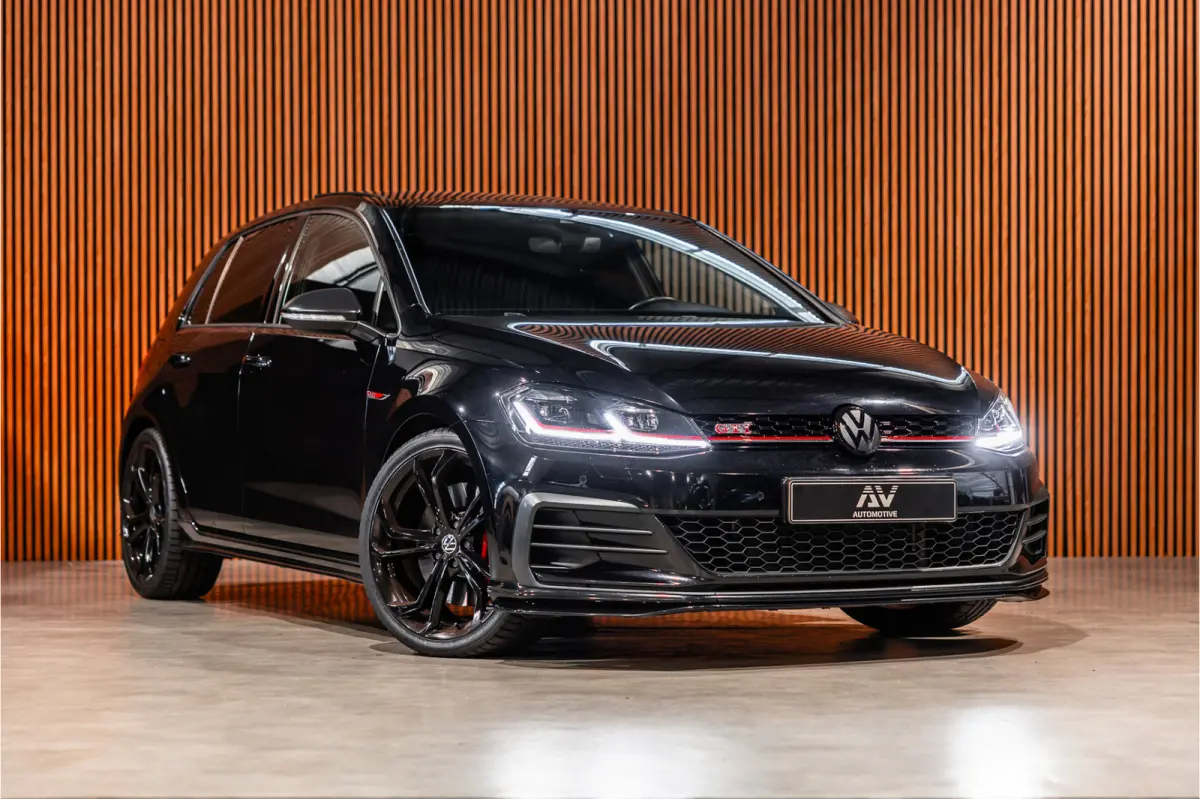 2.0 TSI 290 PK GTI TCR | Panorama | ACC | Camera | CarPlay | Navigatie | Stoelverwarming | Virtual Cockpit | Keyless Go | Nieuwe APK