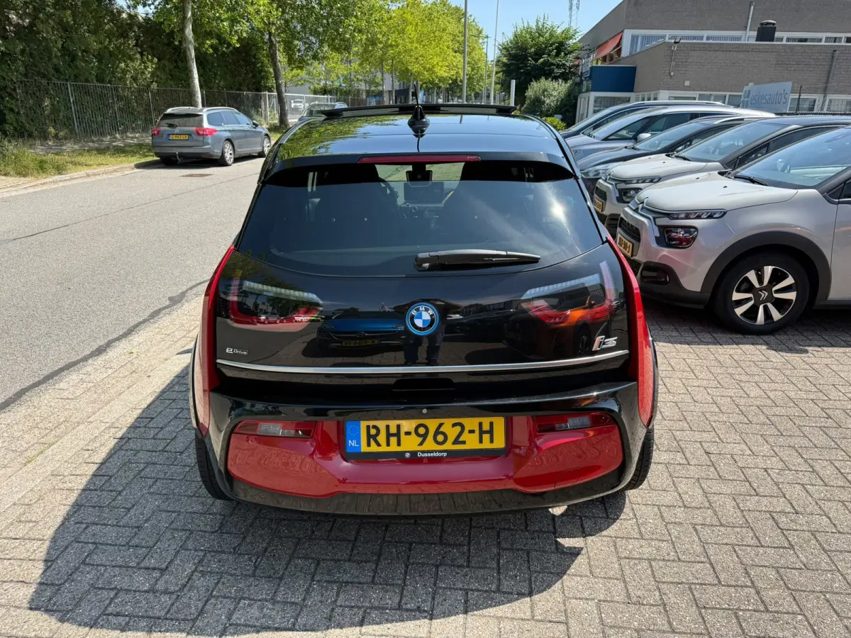 S Launch Edition 94Ah 33 kWh, Panodak, Leder, Navi, Camera, NAP