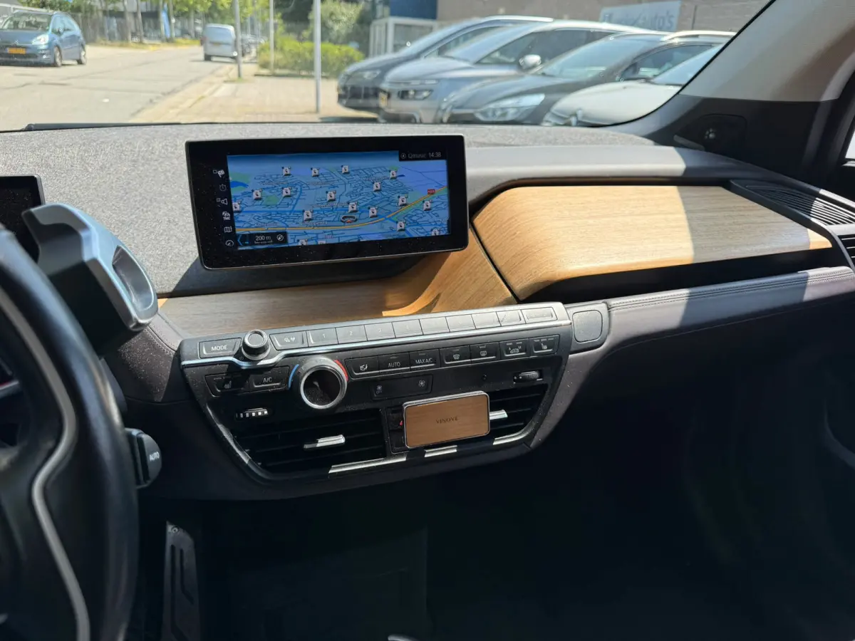 S Launch Edition 94Ah 33 kWh, Panodak, Leder, Navi, Camera, NAP