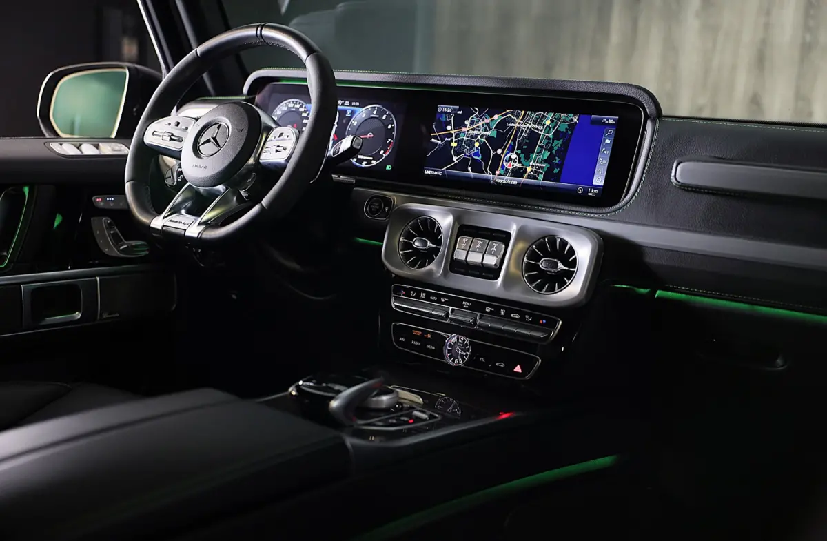 63 Manufaktur / Olijf Groen / Carbon / Massage / Memory / 360 Camera / Lane Assist / BURMESTER / Open Dak