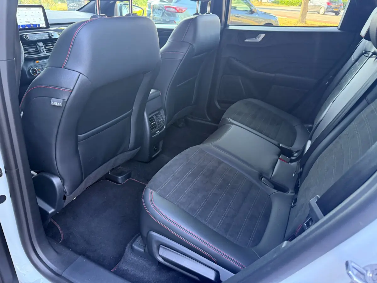 2.5 225pk PHEV ST-Line X AGR, Navi, HUD, Camera's, Trekhaak etc. etc.