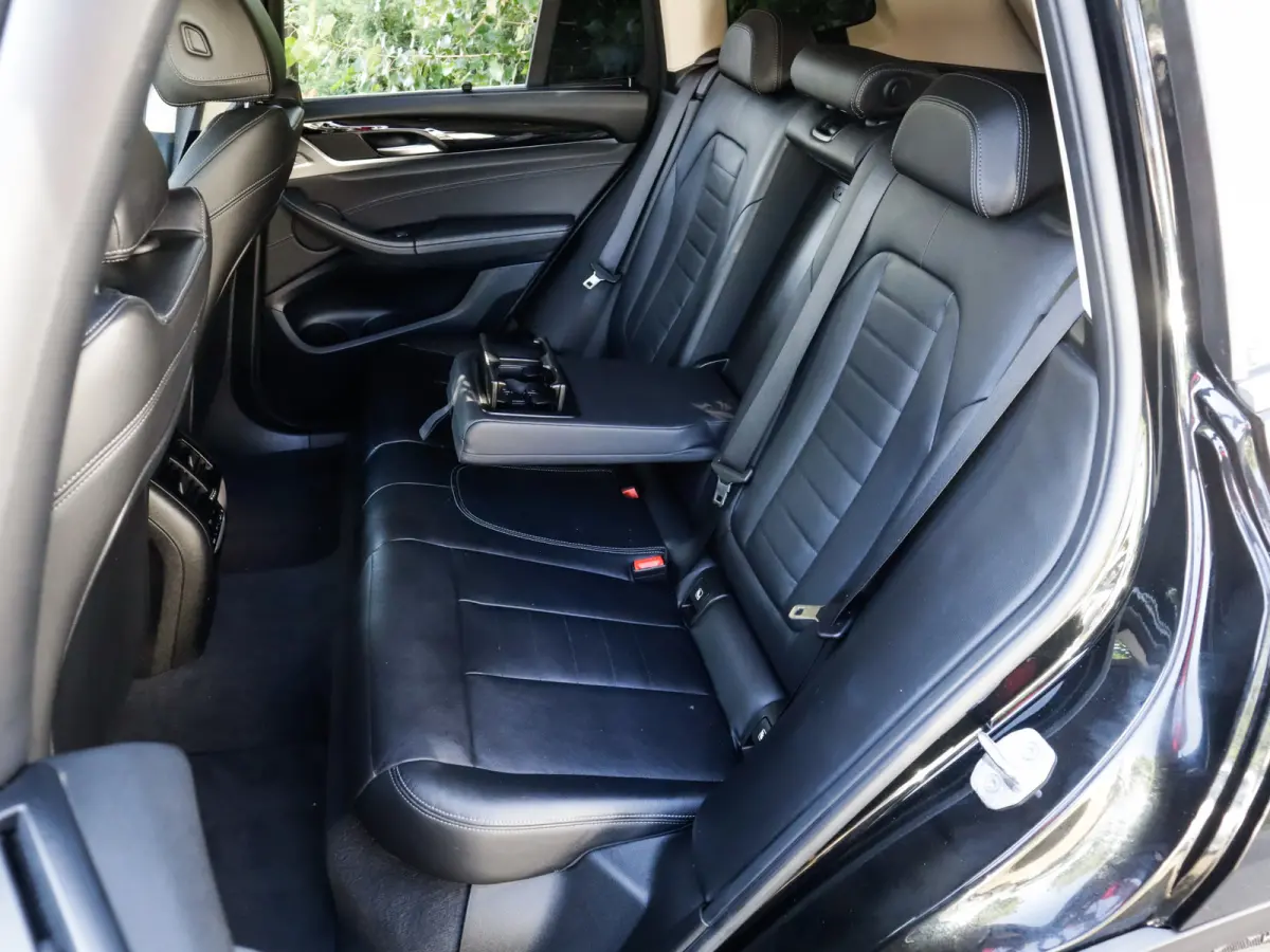 xDrive20d High Executive 2e-Eig. & Keurig-Onderh. BOVAG-Garantie.