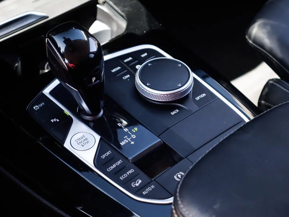 xDrive20d High Executive 2e-Eig. & Keurig-Onderh. BOVAG-Garantie.