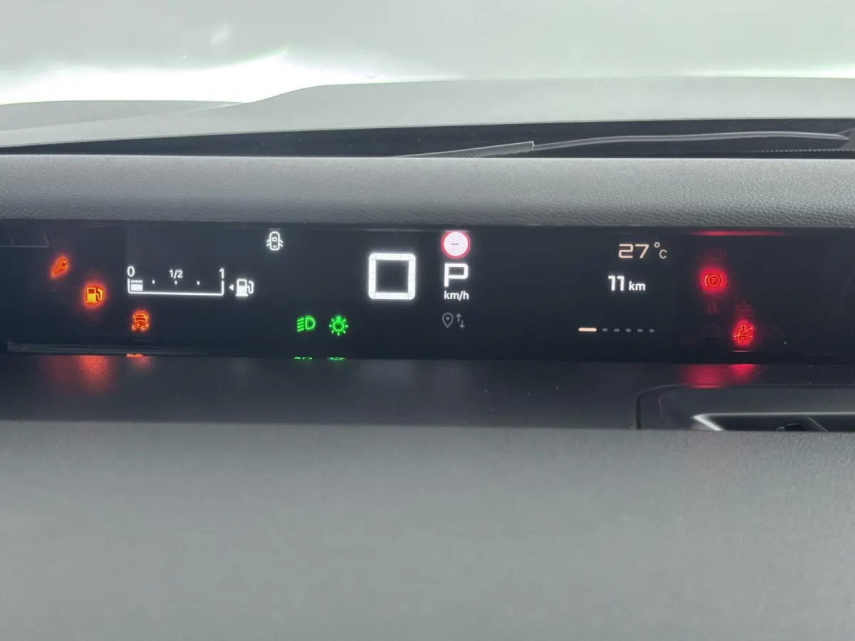 1.2 Hybrid 145pk Max 7p. | VOORRAAD DEAL | Camera | Navigatie | Lichtmetalen velgen | Comfort stoelen | Cruise control |