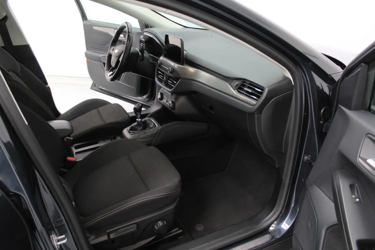 1.0 EcoBoost Titanium Business 126PK, RIJKLAAR | STUUR/STOEL/RUITVERWARMING | NAVIGATIE | CRUISE CONTROLE