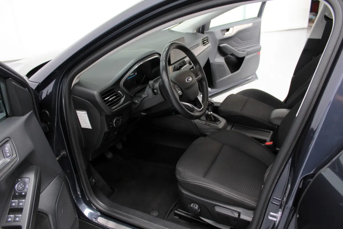 1.0 EcoBoost Titanium Business 126PK, RIJKLAAR | STUUR/STOEL/RUITVERWARMING | NAVIGATIE | CRUISE CONTROLE