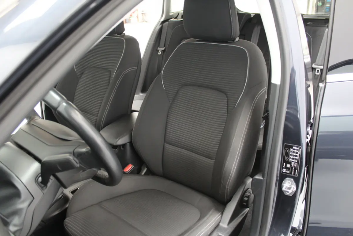 1.0 EcoBoost Titanium Business 126PK, RIJKLAAR | STUUR/STOEL/RUITVERWARMING | NAVIGATIE | CRUISE CONTROLE