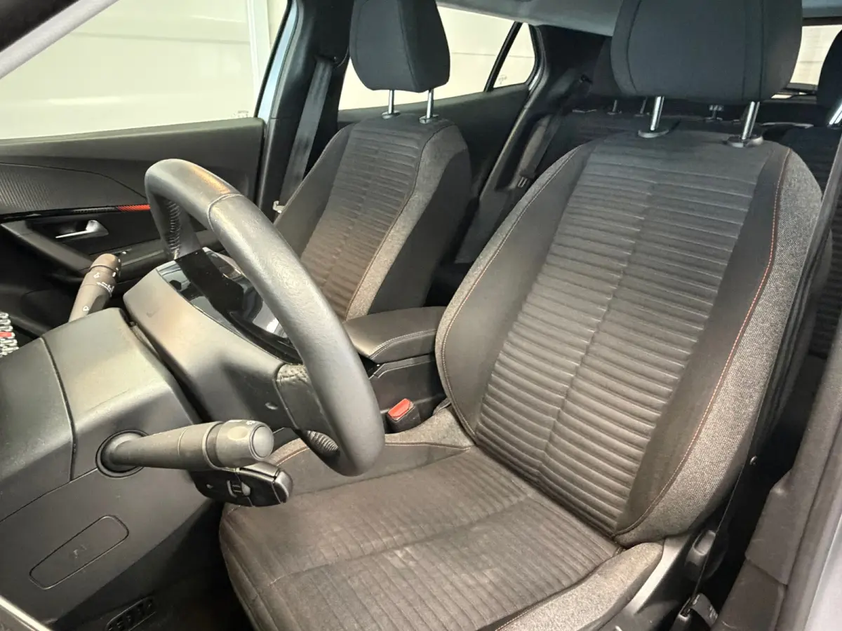 EV Active Pack 50 kWh | CLIMA | NAVI | CAR PLAY |