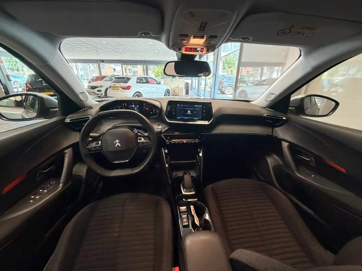 EV Active Pack 50 kWh | CLIMA | NAVI | CAR PLAY |