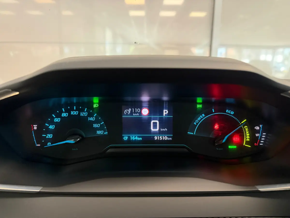 EV Active Pack 50 kWh | CLIMA | NAVI | CAR PLAY |
