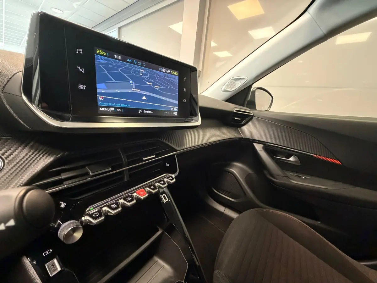 EV Active Pack 50 kWh | CLIMA | NAVI | CAR PLAY |