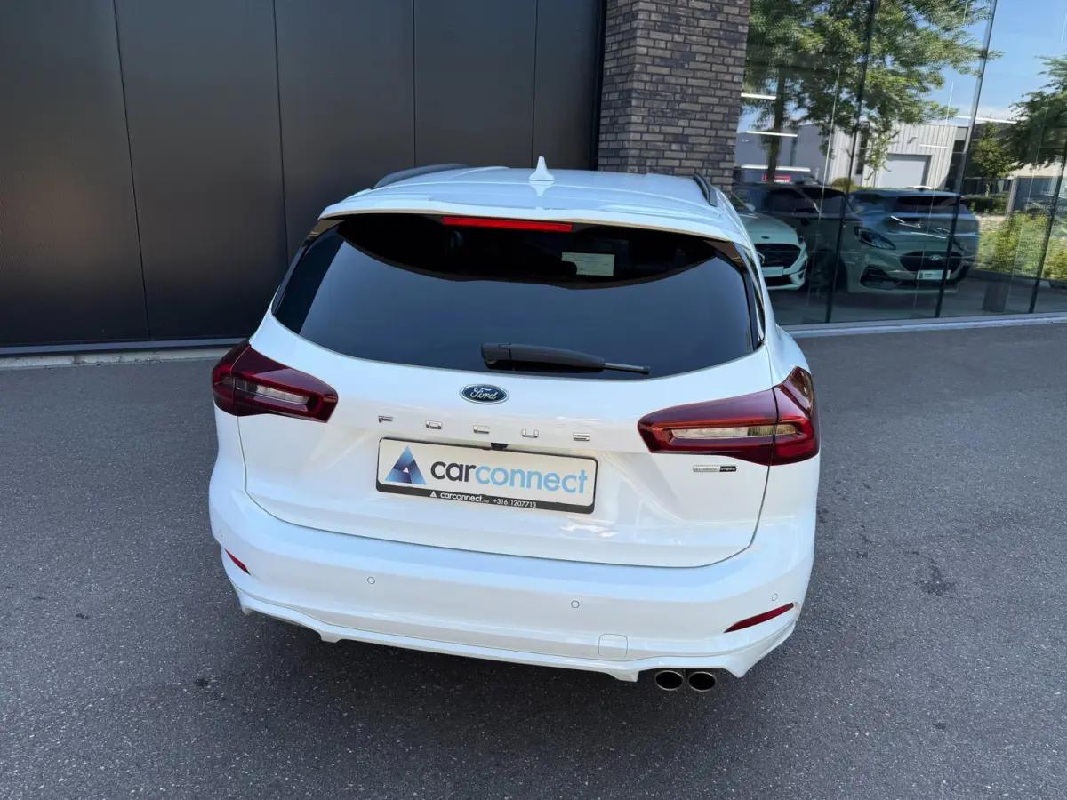 1.0 Eco 125pk Hybrid ST Line Navi, Adop. cruise, Winter, Spoiler groot etc. etc.