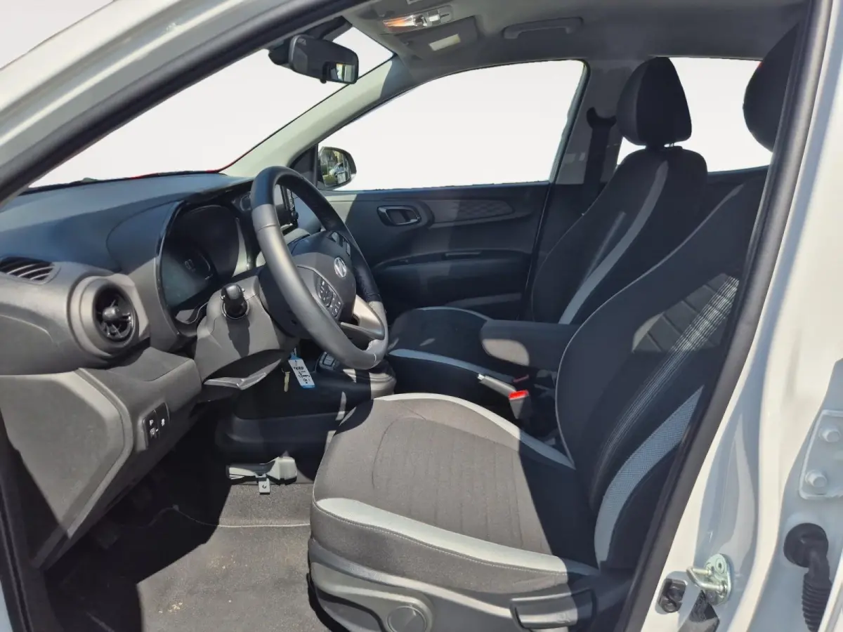 1.0 Comfort Smart 5-zits | Airco | Cruise Control | Camera | Navigatie | Bluetooth | LM Velgen |