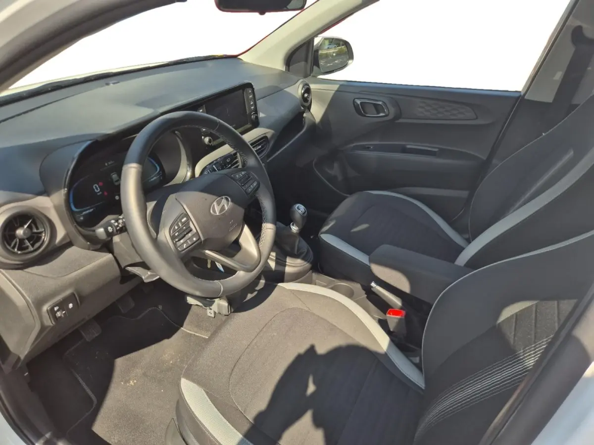 1.0 Comfort Smart 5-zits | Airco | Cruise Control | Camera | Navigatie | Bluetooth | LM Velgen |