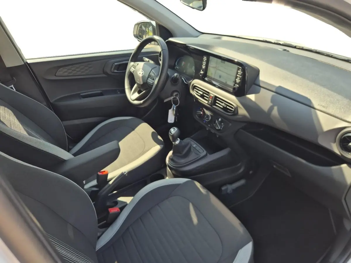 1.0 Comfort Smart 5-zits | Airco | Cruise Control | Camera | Navigatie | Bluetooth | LM Velgen |