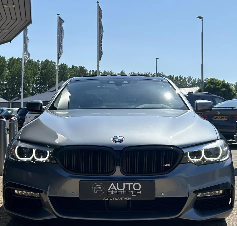 530d High Executive 265PK | AUTOMAAT | PANO | Achteruitrijcamera | Leder | Memory | Head Up Display | Virtual | 19 Inch | 2 Sleutels | APK tot 31-05-2027 |