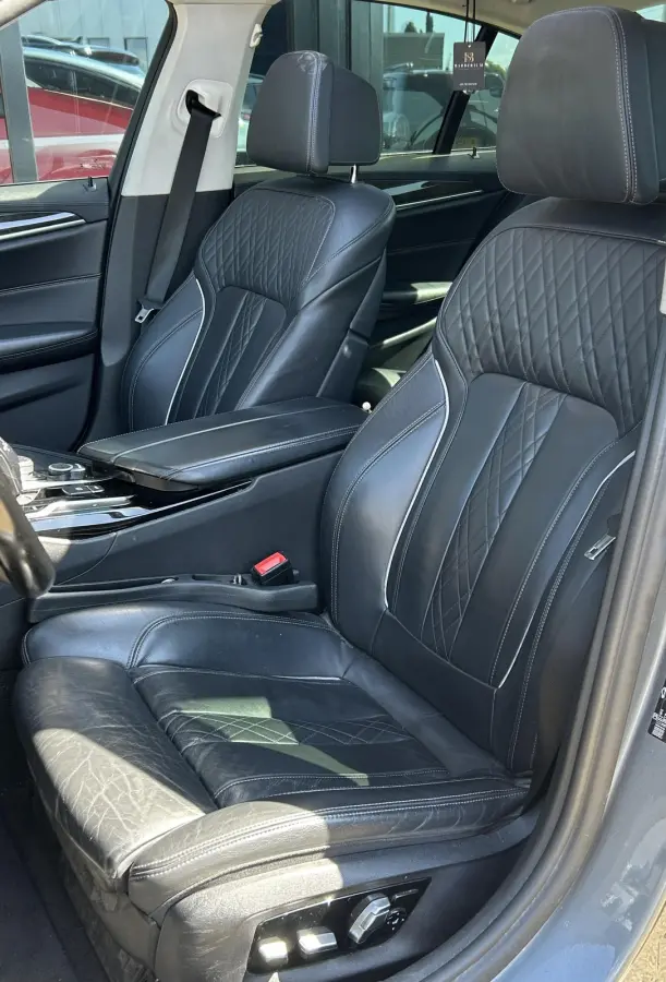 530d High Executive 265PK | AUTOMAAT | PANO | Achteruitrijcamera | Leder | Memory | Head Up Display | Virtual | 19 Inch | 2 Sleutels | APK tot 31-05-2027 |