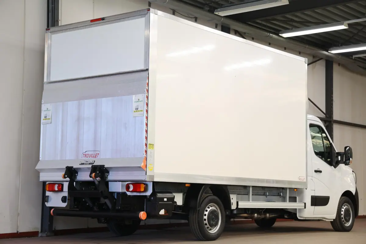 2.3 dCi 145pk Bakwagen laadklep 1000 kg LAADVERMOG