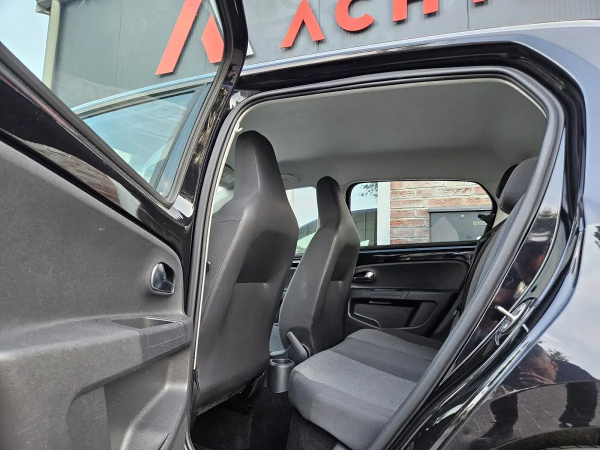 Up! 1.0 move up! BlueMotion Airco! 5-Deurs! NAP! Leuke/Nette Auto! Navigatie!