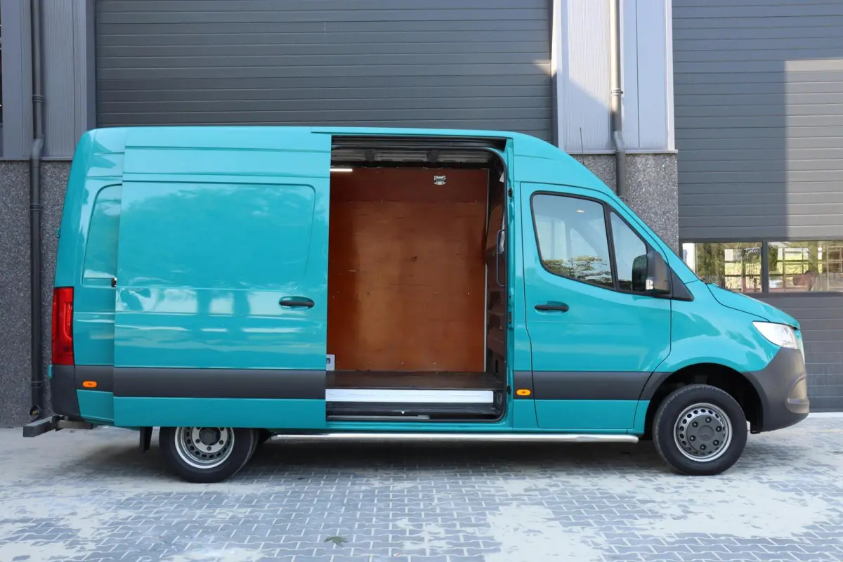 bestel 514 2.2 CDI L2H2 l DUBBELLUCHT l 3500 KG TREKGEWICHT l AIRCO l CAMERA