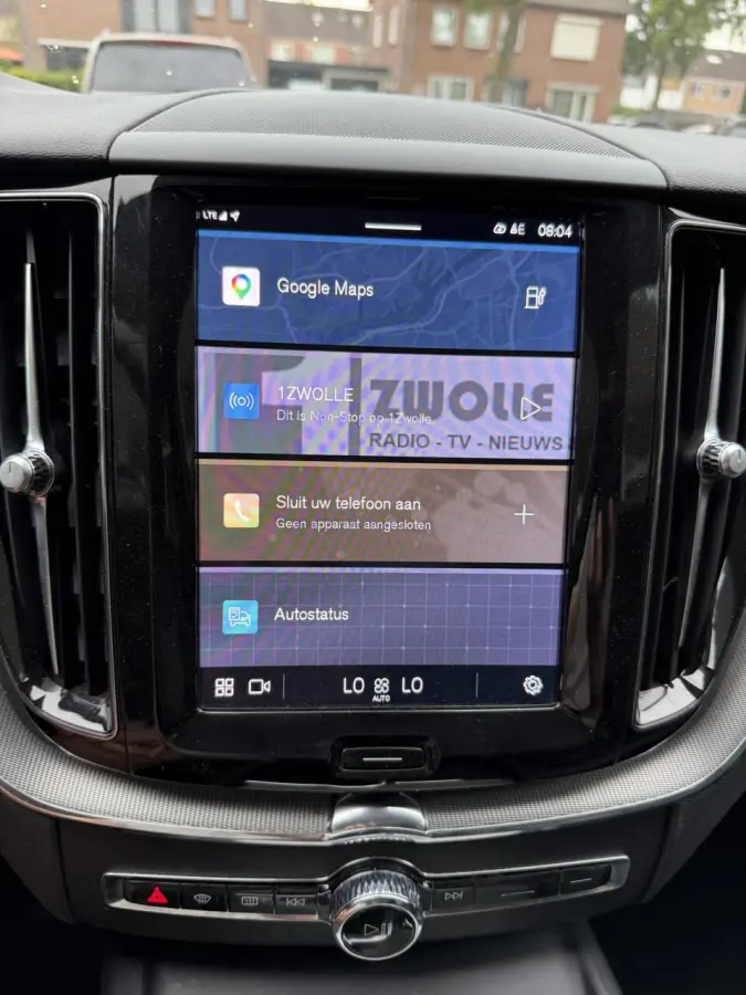 2.0 T6 Plug-in hybrid AWD Plus Dark, Leer, Pano..