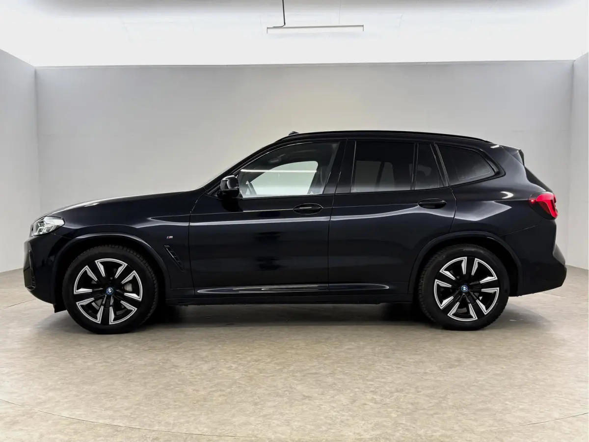 Executive 80 kWh M-Sport | Snelladen | SOH 93% | Pano | Memory | Sfeer | Virtual | Camera | Sfeer | Carplay | Trekhaak