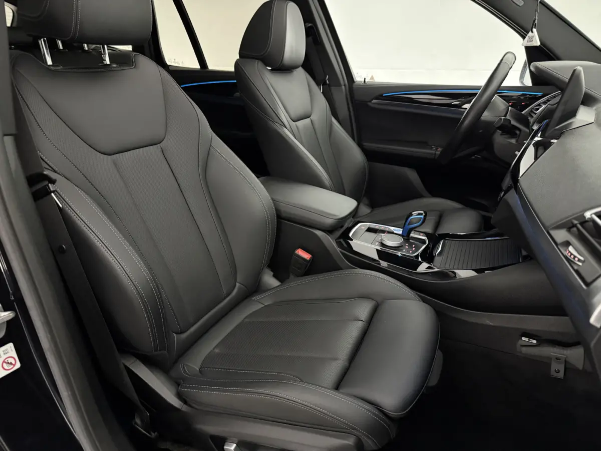 Executive 80 kWh M-Sport | Snelladen | SOH 93% | Pano | Memory | Sfeer | Virtual | Camera | Sfeer | Carplay | Trekhaak