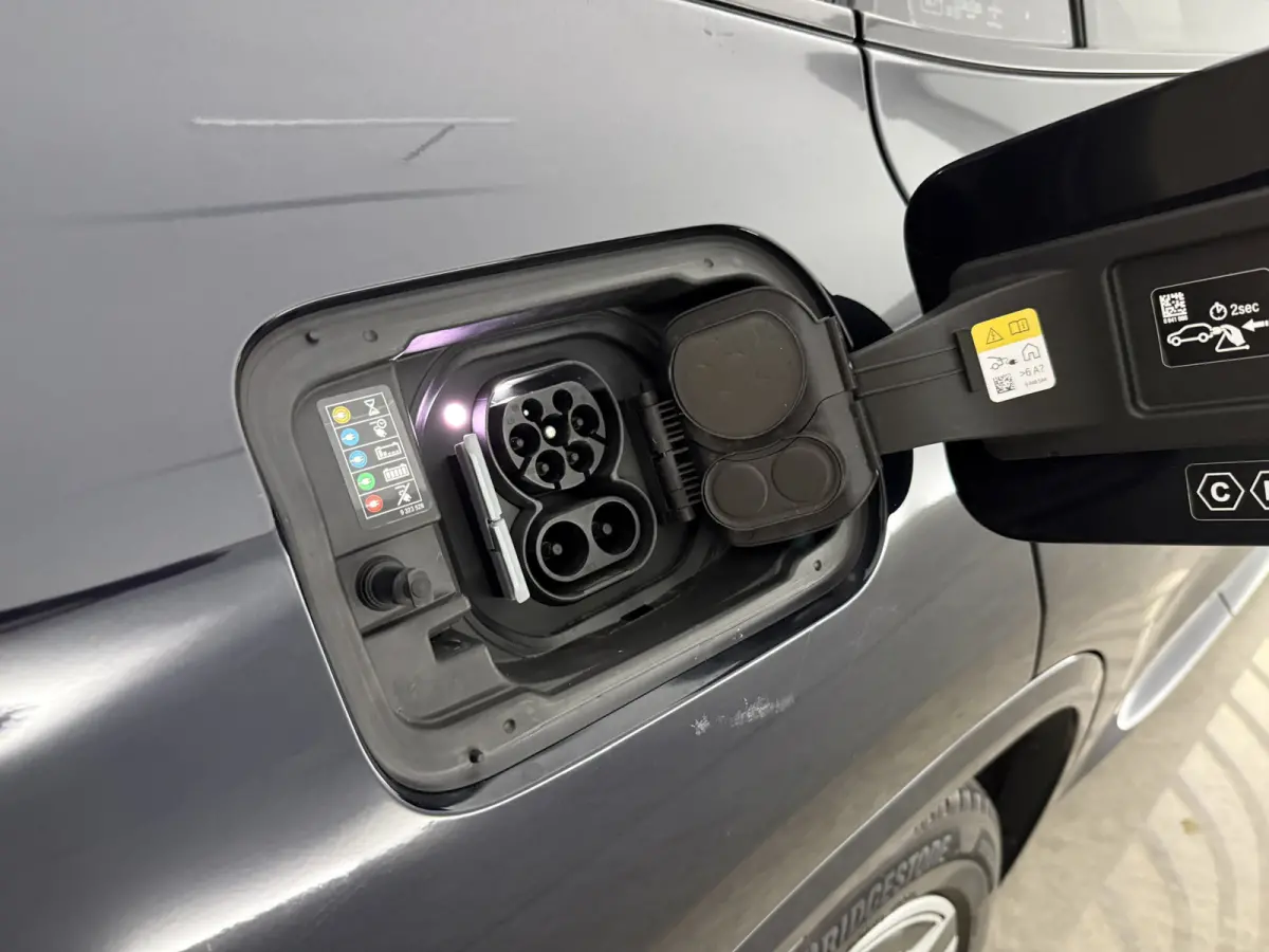 Executive 80 kWh M-Sport | Snelladen | SOH 93% | Pano | Memory | Sfeer | Virtual | Camera | Sfeer | Carplay | Trekhaak