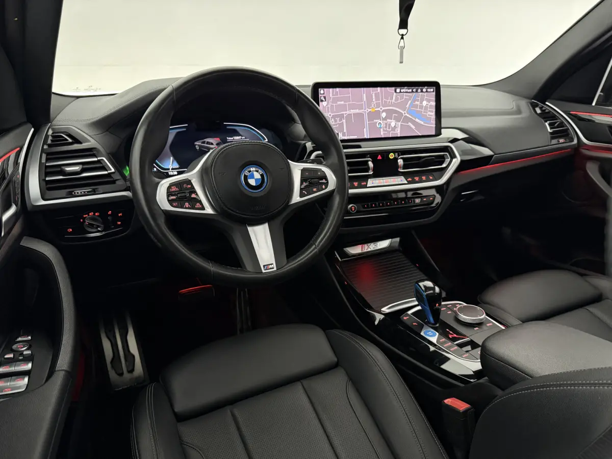 Executive 80 kWh M-Sport | Snelladen | SOH 93% | Pano | Memory | Sfeer | Virtual | Camera | Sfeer | Carplay | Trekhaak