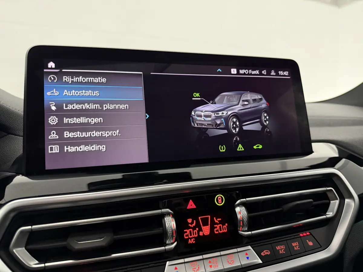 Executive 80 kWh M-Sport | Snelladen | SOH 93% | Pano | Memory | Sfeer | Virtual | Camera | Sfeer | Carplay | Trekhaak