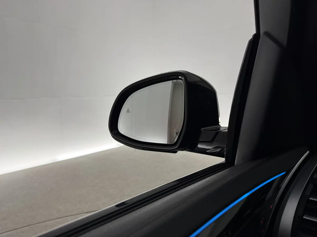 Executive 80 kWh M-Sport | Snelladen | SOH 93% | Pano | Memory | Sfeer | Virtual | Camera | Sfeer | Carplay | Trekhaak