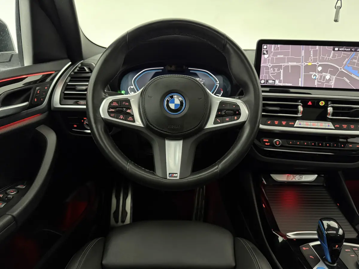 Executive 80 kWh M-Sport | Snelladen | SOH 93% | Pano | Memory | Sfeer | Virtual | Camera | Sfeer | Carplay | Trekhaak