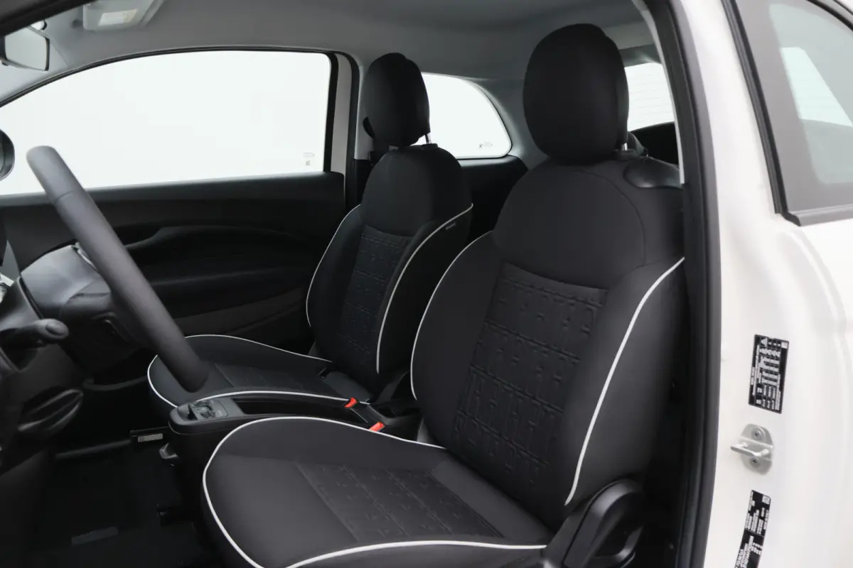 Icon 42 kWh Virtual Cockpit, Cruise, Apple Carplay, Lane Assist, Climate, DAB, LED, 16''