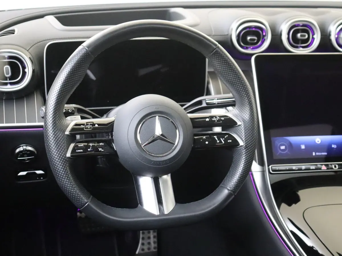 400e 4MATIC AMG Line / Premium Plus / Burmester/ Winterpakket / Night / Trekhaak / 20 inch