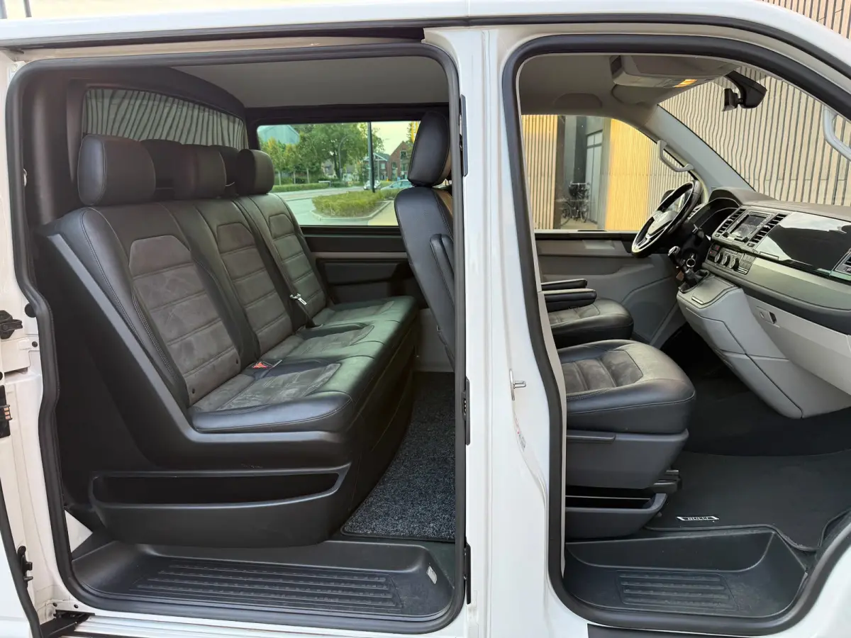 2.0 TDI L2 Highline /Dubbele cabine /Led /Navigatie