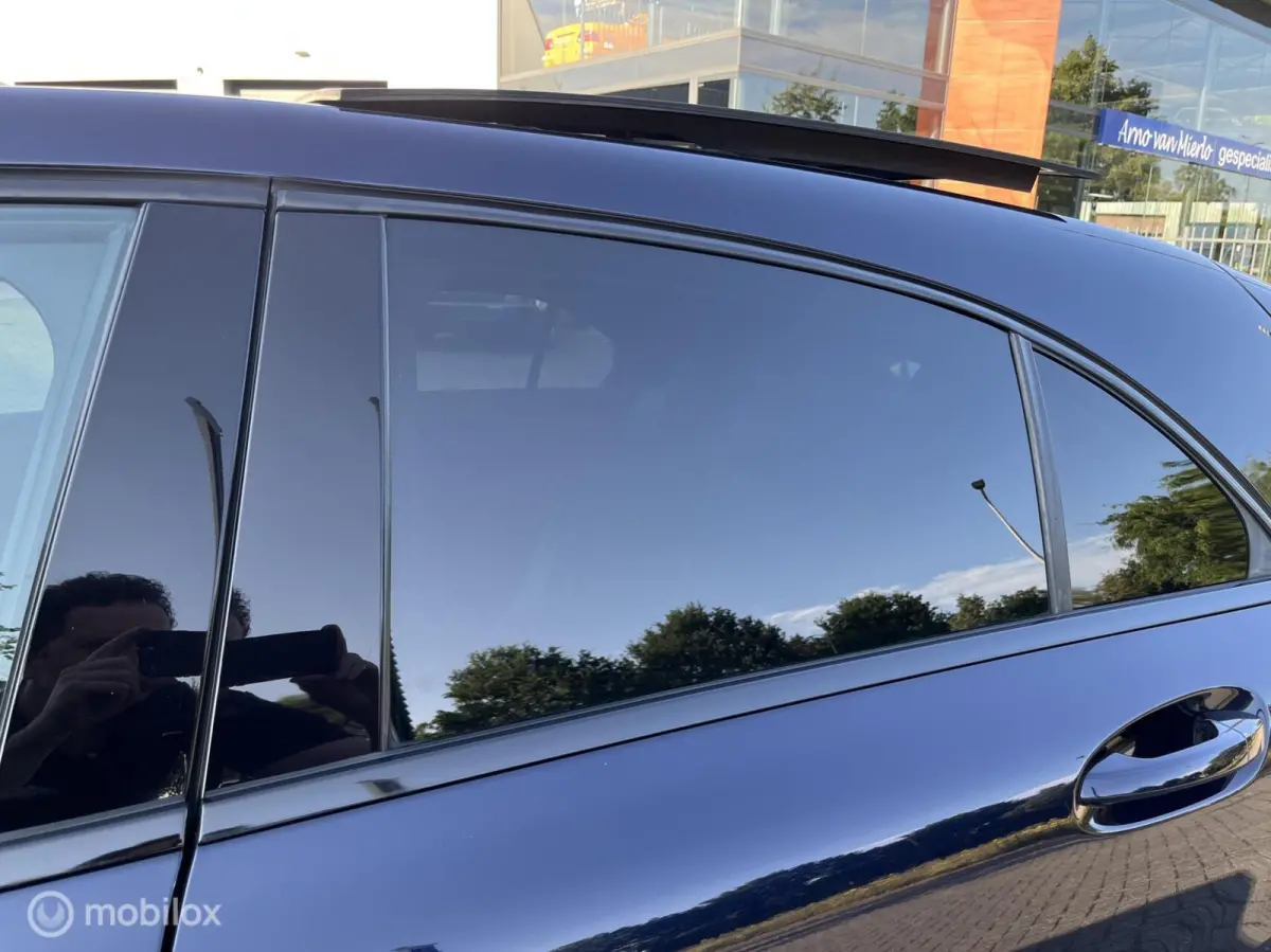 180 AMG Night Edition Pano,led,Carplay,camera