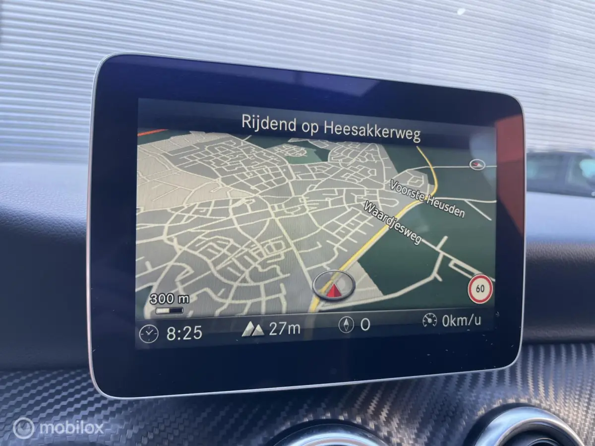 180 AMG Night Edition Pano,led,Carplay,camera