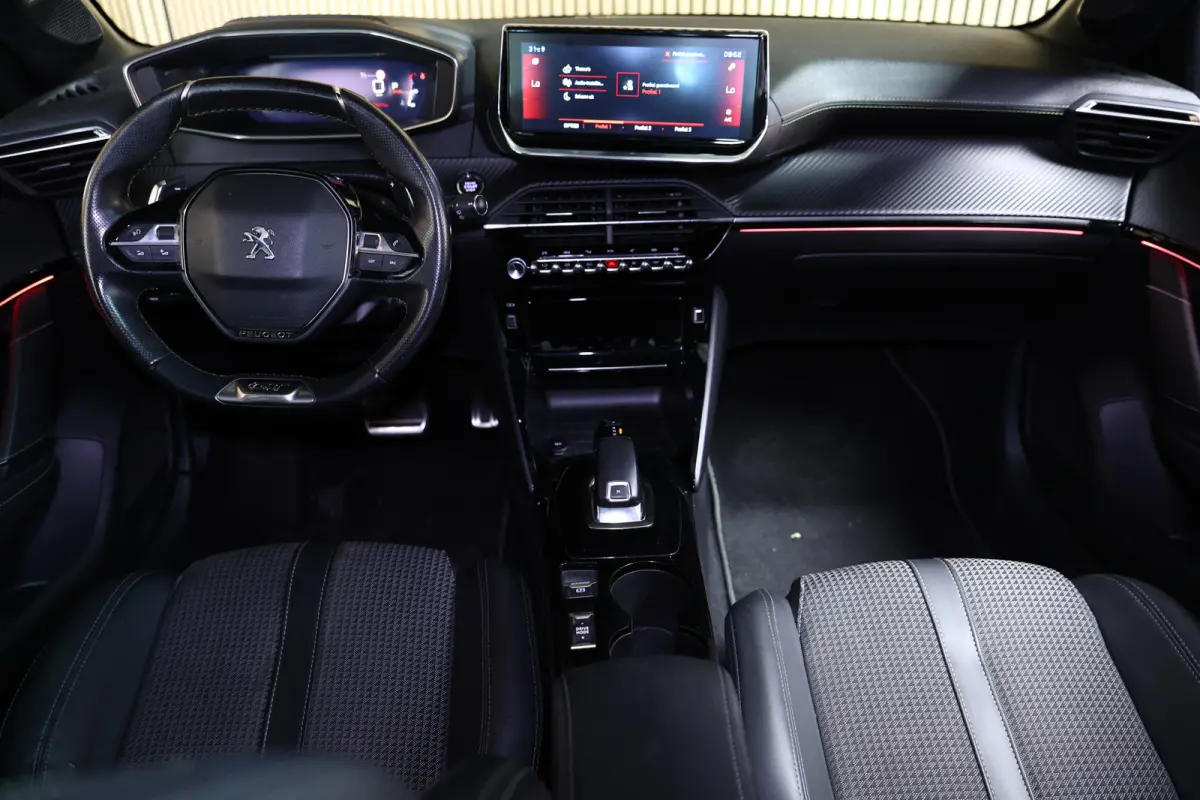 1.2 PureTech GT-Line AVM AUTOMAAAT PANO NAVI DRAADLS OPLADEN TOPSTAAT ! 2020