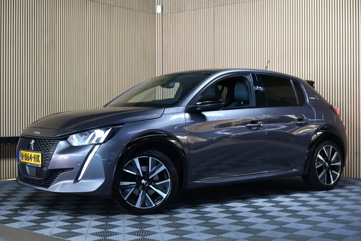 1.2 PureTech GT-Line AVM AUTOMAAAT PANO NAVI DRAADLS OPLADEN TOPSTAAT ! 2020